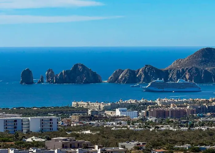 Сasa de vacaciones Stylish With Pool, Ocean Views, Fitness & Private Patio Grill