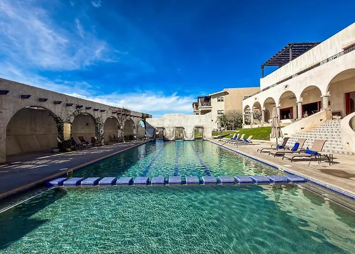 Сasa de vacaciones Stylish With Pool, Ocean Views, Fitness & Private Patio Grill