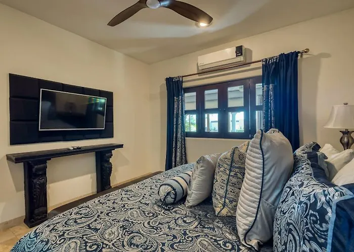 Stylish With Pool, Ocean Views, Fitness & Private Patio Grill Сasa de vacaciones *
