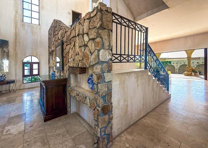 Сasa de vacaciones Stylish With Pool, Ocean Views, Fitness & Private Patio Grill Cabo San Lucas