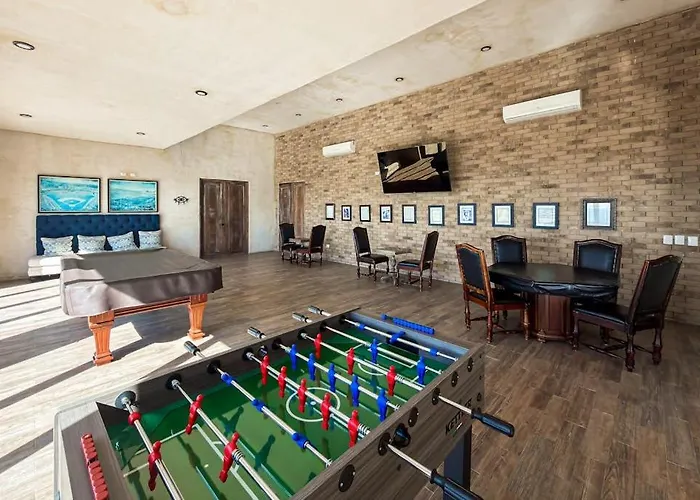 Stylish With Pool, Ocean Views, Fitness & Private Patio Grill Сasa de vacaciones *