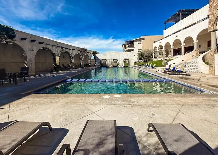 Stylish With Pool, Ocean Views, Fitness & Private Patio Grill Сasa de vacaciones Cabo San Lucas