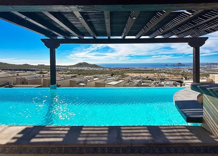 Сasa de vacaciones Stylish With Pool, Ocean Views, Fitness & Private Patio Grill Cabo San Lucas